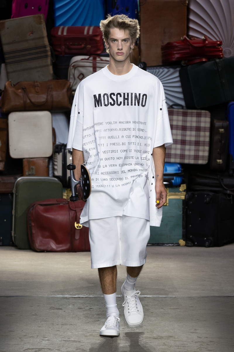 Moschino man lente zomer 2025 - Photo courtesy of Moschino