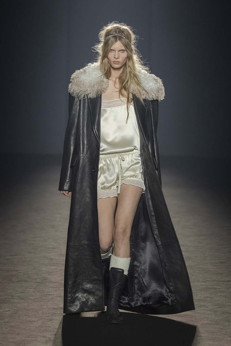 Ann Demeulemeester herfst winter 2024 2025 - Photo courtesy of Ann Demeulemeester