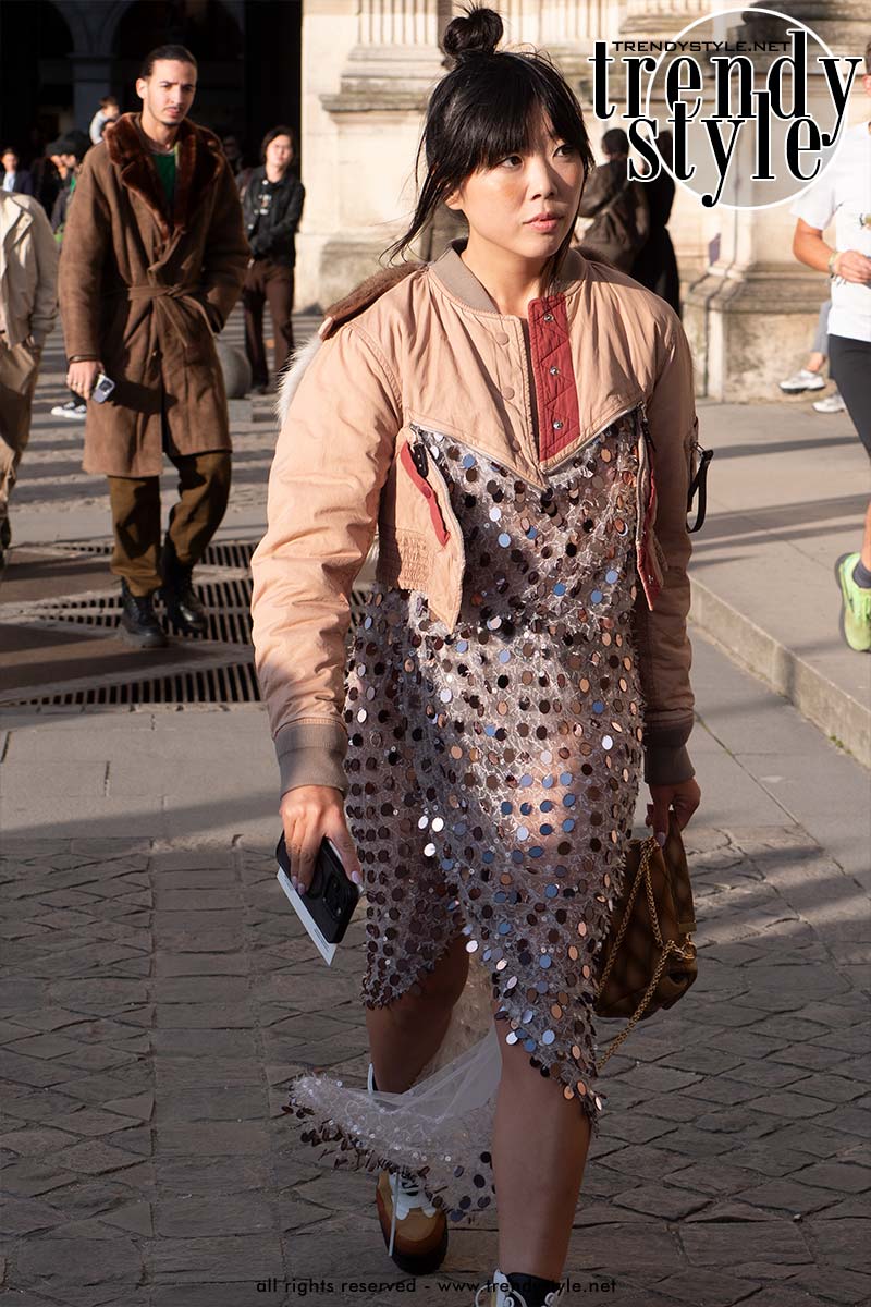 De mooiste streetstyle looks bij de modeshow van Louis Vuitton - Photo Charlotte Mesman